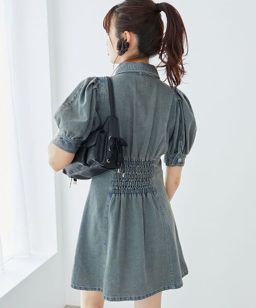 MAJESTIC LEGON（マジェスティックレゴン）の「デニムミニワンピース（ワンピース・レディース・ブラック/ブルー系その他2・MEDIUM）」の7枚目の写真