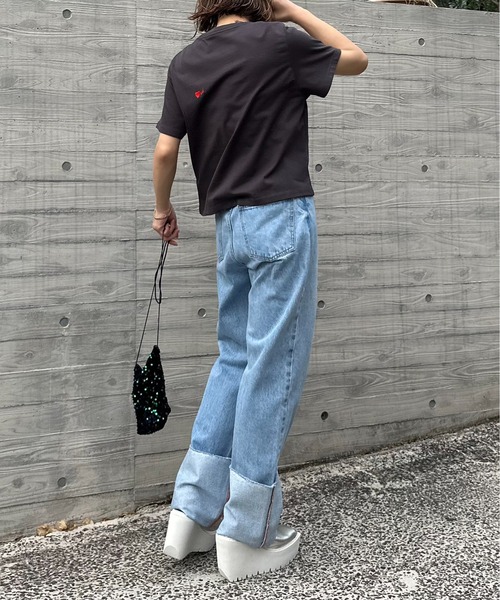 mi via loca(ミヴィアロカ)の「カラー刺繍コンパクトTシャツ(Tシャツ/カットソー・レディース・ベージュ/オフホワイト/スミクロ・FREE)」の16枚目の写真