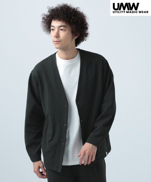 BAYFLOW（ベイフロー）の「［セットアップ可］UMWマルチファンクションカーディガン【ストレッチ素材・速乾・軽量】（カーディガン/ボレロ・メンズ・チャコールグレー/ベージュ・MEDIUM/LARGE）」の20枚目の写真