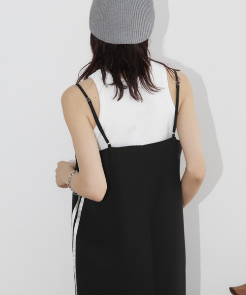Auntie Rosa Holiday(アンティローザホリデー)の「サイドラインナローキャミワンピース(ワンピース・レディース・グレー/ブラック・FREE)」の9枚目の写真