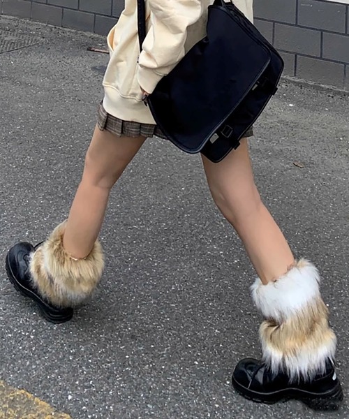 .KOM（ドットコム）の「A'GEM/9 × .kom 『.KOM/ドットケーオーエム』 ファーレックカバー（レッグウォーマー・レディース・その他・FREE）」の6枚目の写真