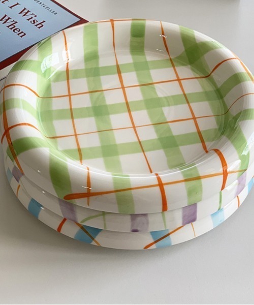 チェック柄ぷっくりトレイ（食器）｜Made in I（メイドインアイ）の