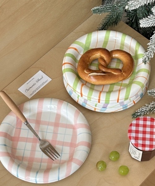 チェック柄ぷっくりトレイ（食器）｜Made in I（メイドインアイ）の