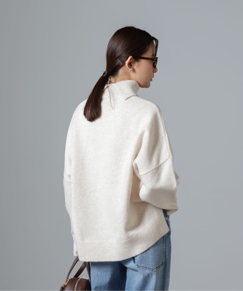 NANO universe(ナノユニバース)の「ウール混圧縮ニットタートルプルオーバー(ニット/セーター・レディース・パープル/ライトベージュ/チャコール・FREE)」の6枚目の写真