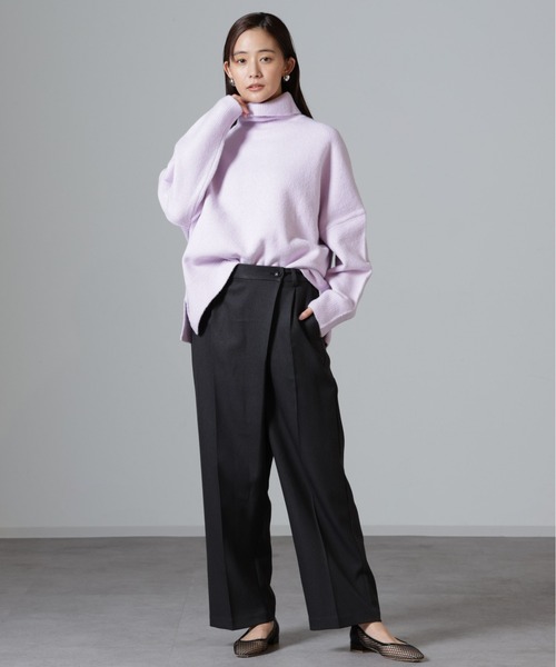 NANO universe(ナノユニバース)の「ウール混圧縮ニットタートルプルオーバー(ニット/セーター・レディース・パープル/ライトベージュ/チャコール・FREE)」の14枚目の写真