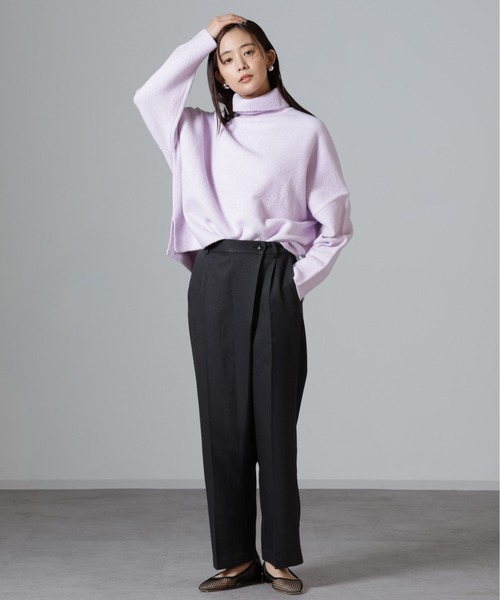 NANO universe(ナノユニバース)の「ウール混圧縮ニットタートルプルオーバー(ニット/セーター・レディース・パープル/ライトベージュ/チャコール・FREE)」の15枚目の写真