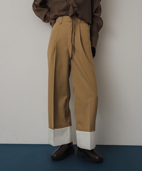 SENSE OF PLACE by URBAN RESEARCH(センスオブプレイスバイアーバンリサーチ)の「ワイドターンバックパンツ(その他パンツ・レディース・ブラック/カーキ/ベージュ・SMALL/MEDIUM)」の4枚目の写真