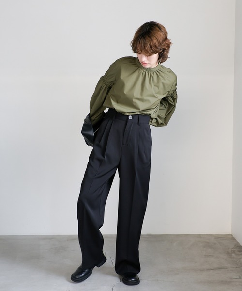 select MOCA(セレクトモカ)の「ハイウエストセンタープレススラックス(スラックス・レディース・アイボリー/ブラック/グレー/ダークベージュ・SMALL/MEDIUM/LARGE)」の7枚目の写真