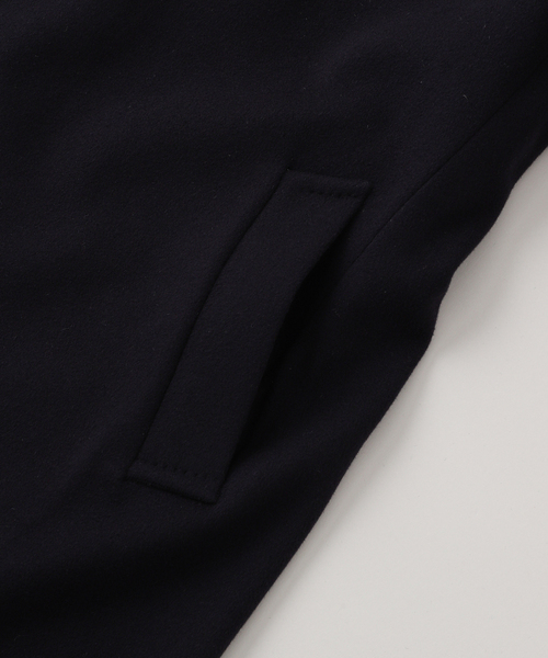 TAGLIATORE(タリアトーレ)の「TAGLIATORE(タリアトーレ) シングルチェスター(チェスターコート・メンズ・ネイビー・46)」の4枚目の写真