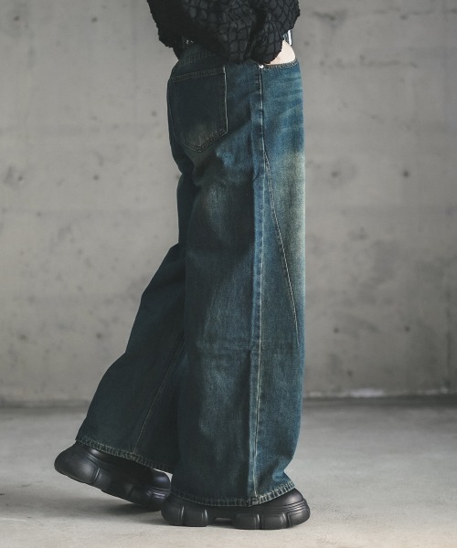 Shoowtime（ショウタイム）の「Vintage wash wide flare denim pants / ビンテージウォッシュワイドフレアデニムパンツ（デニムパンツ・メンズ・ブルー系/ブラック系・LARGE/MEDIUM/X-LARGE）」の21枚目の写真