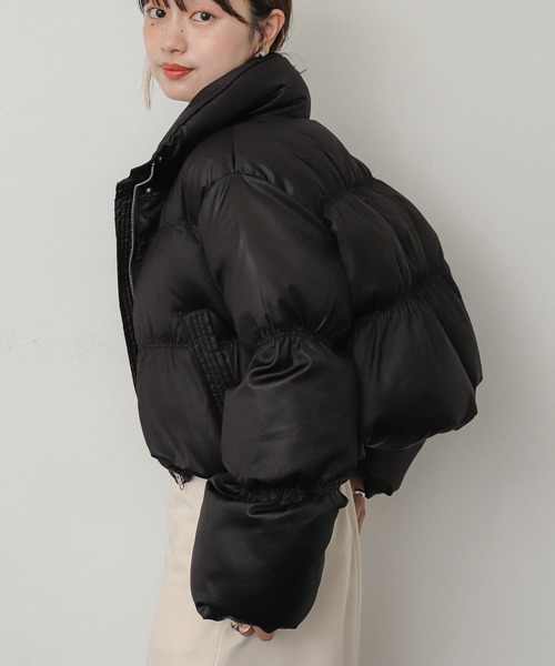 SENSE OF PLACE by URBAN RESEARCH（センスオブプレイスバイアーバンリサーチ）の「『WEB/一部店舗限定』シャーリングクロップドダウン（ダウンジャケット/コート・レディース・アイボリー/ブラウン/ブラック・ONE）」の15枚目の写真