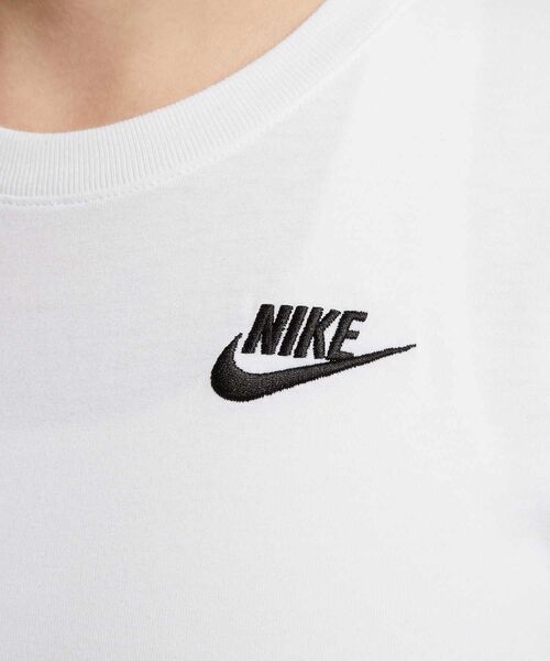 NIKE（ナイキ）の「ナイキ スポーツウェア クラブ エッセンシャル ウィメンズ Tシャツ / Nike Sportswear Club Essentials Women's T-Shirt  DX7903-100 White（Tシャツ/カットソー・レディース・ホワイト・2XL/L/M/S/XL/XS）」の4枚目の写真