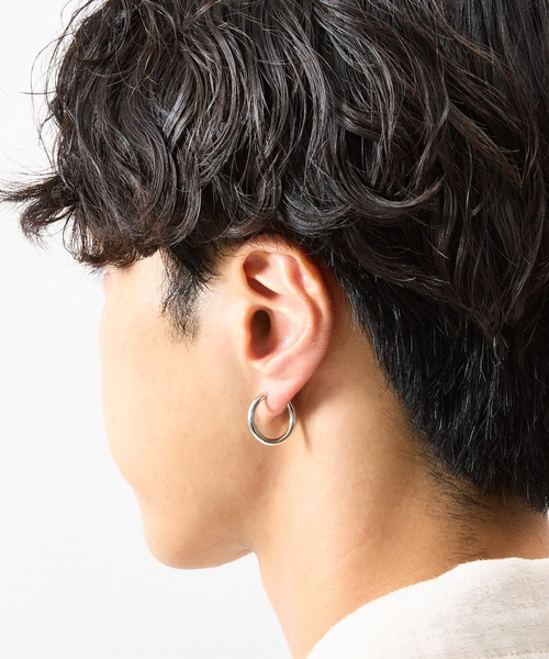 And A（アンドエー）の「And A アンドエー / SILVER925 LARGE HOOP PIERCE シルバー925ラージフープピアス（両耳用） / AA-A24U009（ピアス（両耳用）・メンズ・シルバー・LARGE）」の15枚目の写真