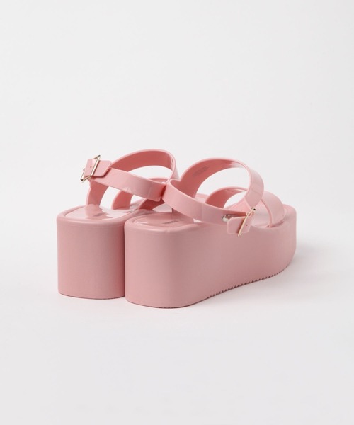 FOREVER 21(フォーエバー トゥエンティーワン)の「厚底ベルトサンダル(サンダル・レディース・ホワイト系その他/ピンク・23cm/24cm/25cm)」の5枚目の写真