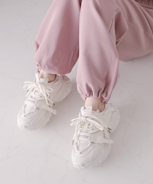 VIVIAN（ヴィヴィアン）の「厚底ベルトハイテクレースアップスニーカー（スニーカー・レディース・アイボリー/ブラック・LL/S/M/L）」の8枚目の写真