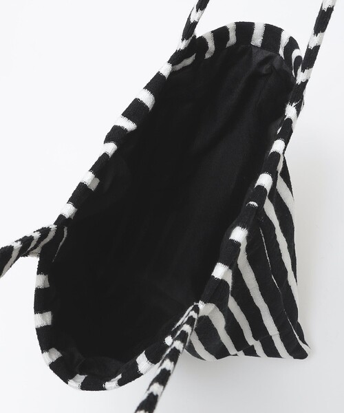 SHIPS（シップス）の「【WEB限定】SHIPS: パイル ストライプ SHIPSロゴ エンブロイダリー トート バッグ（トートバッグ・メンズ・ブルー/ブラック/グリーン/ブラウン/ホワイト・ONE SIZE）」の17枚目の写真