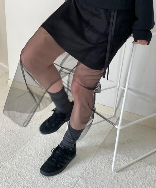 hugi(ハギ)の「SHEER RIBBON SKIRT/シアーレイヤードリボンスカート(スカート・レディース・ブラック/グレー・FREE)」の5枚目の写真