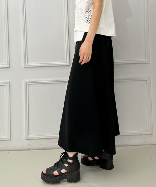 AVIE（アビィ）の「フリルデザインマキシフレアスカート（スカート・レディース・ブラック/ライトグレー・38）」の4枚目の写真