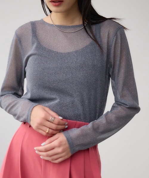 AZUL by moussy（アズールバイマウジー）の「シアーラメ長袖トップス（Tシャツ/カットソー・レディース・ライトグレー/ブラック/グレー・FREE）」の3枚目の写真