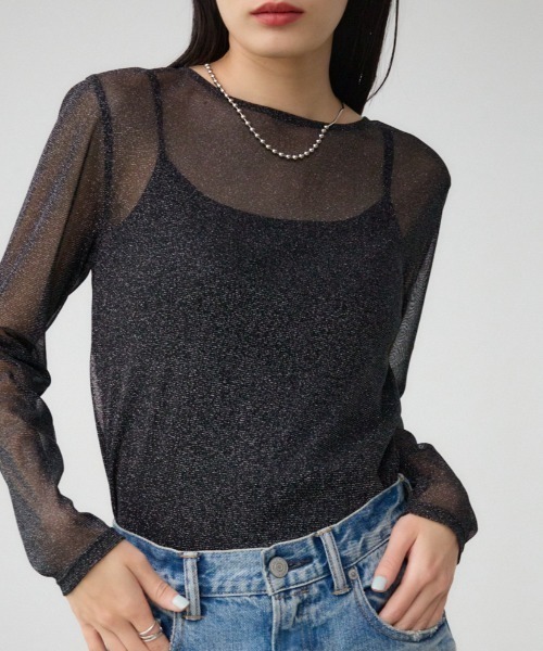 AZUL by moussy（アズールバイマウジー）の「シアーラメ長袖トップス（Tシャツ/カットソー・レディース・ライトグレー/ブラック/グレー・FREE）」の2枚目の写真