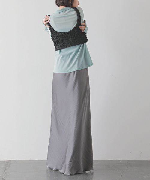 PURE BRIGHT(ピュアブライト)の「シルキーサテンバイアススカート(スカート・レディース・グレー/ピンク/イエロー・FREE)」の4枚目の写真