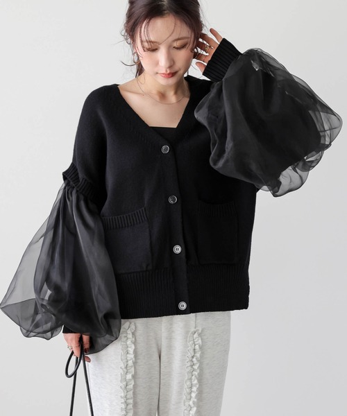 AMELY（エミリー）の「チュールボリュームスリーブニット