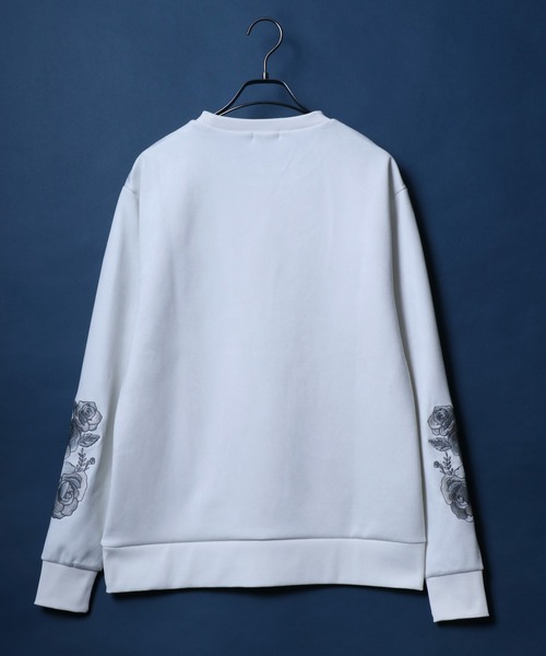 ANPAS(アンパス)の「Faux Suede Flower Embroidery Oversized Sweatshirt/フェイクスエード 袖フラワー刺繍 ワンポイント スウェット トップス トレーナー メンズ(スウェット・メンズ・オフホワイト/グレー/チャコール・M/L)」の7枚目の写真
