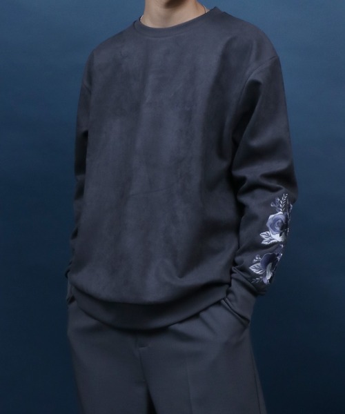 ANPAS(アンパス)の「Faux Suede Flower Embroidery Oversized Sweatshirt/フェイクスエード 袖フラワー刺繍 ワンポイント スウェット トップス トレーナー メンズ(スウェット・メンズ・オフホワイト/グレー/チャコール・M/L)」の17枚目の写真