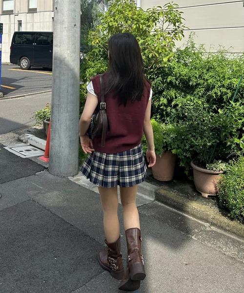 merrylatte（メリーラテ）の「ベーシックニットベスト（ベスト・レディース・グレー/ボルドー・FREE）」の7枚目の写真