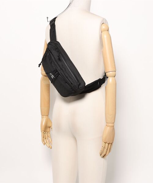 NEW ERA(ニューエラ)の「【NEW ERA/ニューエラ】EXPLORER WAIST BAG(ボディバッグ/ウエストポーチ・メンズ・ブラック系その他/ブラック/サンドベージュ/その他・FREE)」の5枚目の写真
