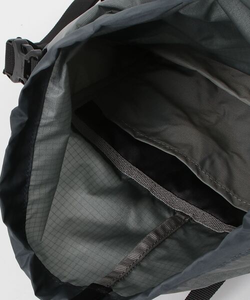 karrimor(カリマー)の「grab mini carry(ボディバッグ/ウエストポーチ・メンズ・ブラック/ブラウン/チャコールグレー・FREE)」の4枚目の写真