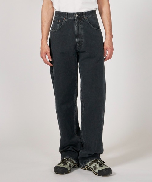 MM6 Maison Margiela（ｴﾑｴﾑｼｯｸｽ ﾒｿﾞﾝ ﾏﾙｼﾞｪﾗ）の「MM6　MEN PANTS 5 POCKETS（デニムパンツ・メンズ・ブラック・29/30）」の4枚目の写真