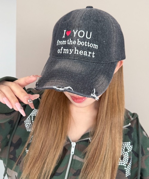 WEGO（ウィゴー）の「WEGO/ロゴ刺繍エイジングデニムキャップ（キャップ・レディース・コバルトブルー/ブラック系2・FREE）」の4枚目の写真