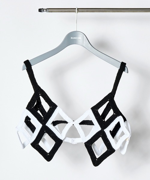 RUMCHE（ラムシェ）の「Diamond Bond Yarn Bustier / ダイヤモンドボンドヤーンビスチェ（ベスト・レディース・ホワイト/ブラック・FREE）」の3枚目の写真