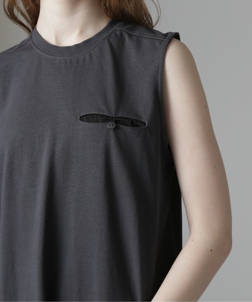 AVIREX（アヴィレックス）の「《直営店限定》SLEEVELESS MILITARY ONEPIECE/スリーブレス ミリタリーワンピース（ワンピース・レディース・オリーブ/チャコールグレー・S/M）」の6枚目の写真