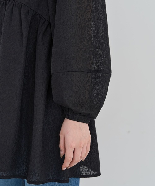 Green　Parks（グリーンパークス）の「ヒョウ柄ジャガードペプラムチュニックブラウス（シャツ/ブラウス・レディース・オフホワイト/ライトイエロー/ブラック・FREE）」の19枚目の写真