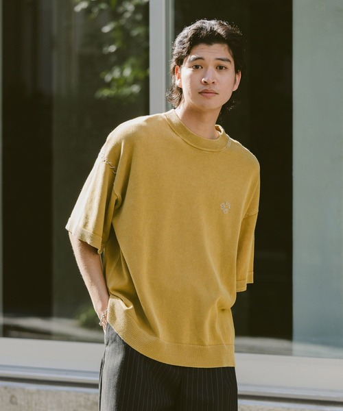 RAGEBLUE(レイジブルー)の「ピグメント/ワンポイントモチーフ刺繍ニットTシャツ(Tシャツ/カットソー・メンズ・イエロー/ダークグレー/ブルー/ネイビー/イエロー系その他・LARGE/MEDIUM)」の5枚目の写真