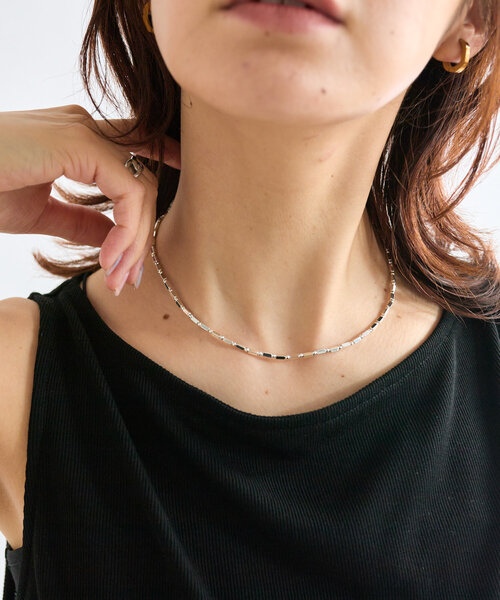 RIVE DROITE（リヴドロワ）の「【存在感◎】ヘマタイトショートネックレス（ネックレス・レディース・シルバー・FREE）」の7枚目の写真