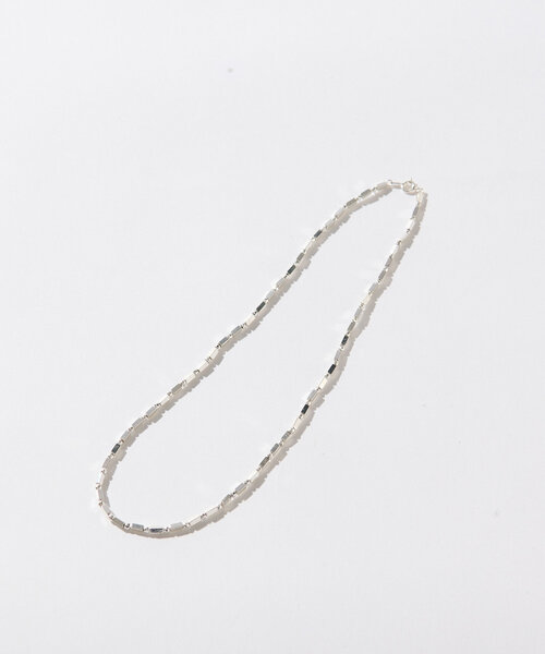 RIVE DROITE（リヴドロワ）の「【存在感◎】ヘマタイトショートネックレス（ネックレス・レディース・シルバー・FREE）」の2枚目の写真