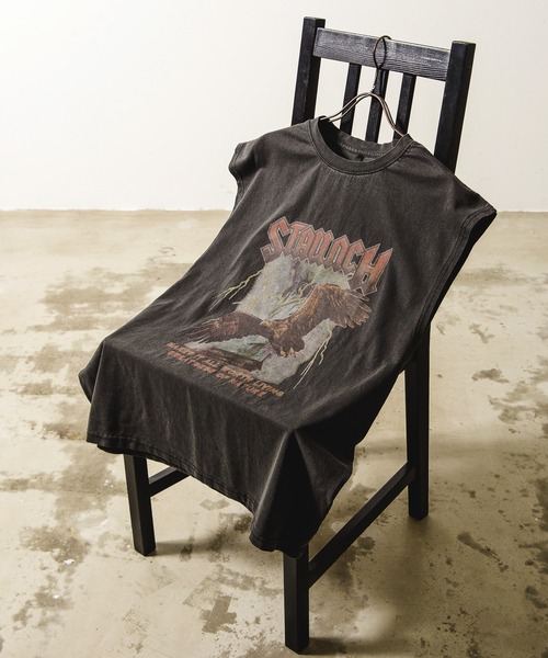 Revo.(レボ)の「ヴィンテージライク ピグメント加工 アソート グラフィック オーバーサイズ ノースリーブ プリントTシャツ バックプリント(Tシャツ/カットソー・メンズ・ブラック/ブラック系その他/ブラック系その他2/ブラック系その他3/ブラック系その他4/ブラック系その他5/ブラック系その他7/チャコールグレー/グレー系その他/グレー系その他2/モカ/ブラウン系その他/ブラック系/ブラック系1/グレー系その他3/グレー系その他4/グレー系その他5/グレー系その他7/グレー系/グレー系1/ブラック系その他6/グレー系その他6/ブラウン系その他2/ブラウン系その他3・M/L/XL)」の16枚目の写真