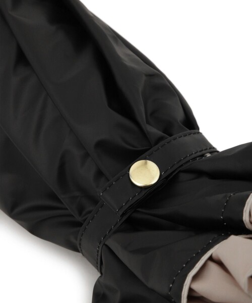 ROPE' PICNIC（ロペピクニック）の「【晴雨兼用・遮光】2段折りたたみ美シルエット傘（折りたたみ傘・レディース・ブラック/オフホワイト/ベージュ・FREE）」の6枚目の写真