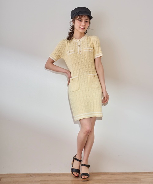 【関税込み】TOTEME イエロー Relaxed Tee ミニワンピース セール】肩シャーリングミニワンピース（ワンピース）｜tiptop