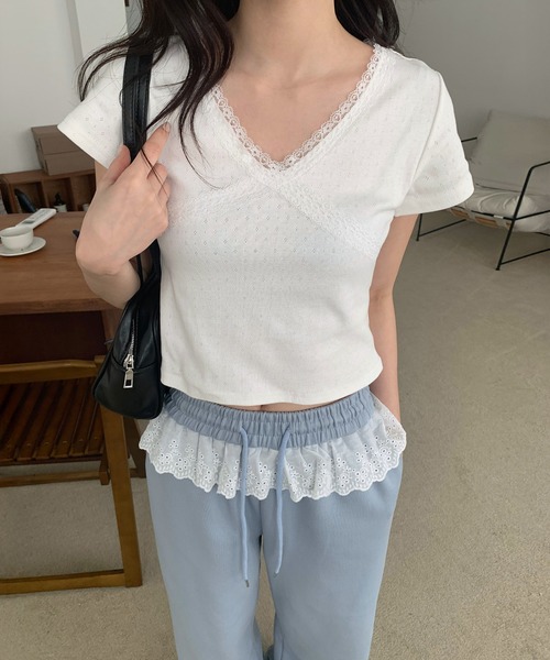 by muni:r(バイ ムニール)の「パンチングレース半袖Tシャツ(Tシャツ/カットソー・レディース・ライトグレー/アイボリー・FREE)」の4枚目の写真