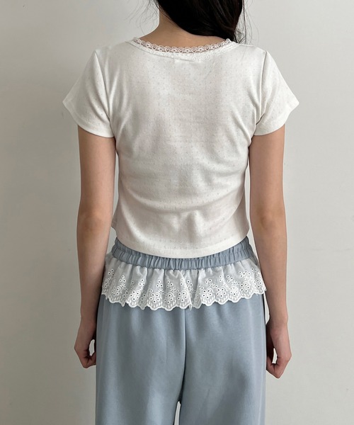 by muni:r(バイ ムニール)の「パンチングレース半袖Tシャツ(Tシャツ/カットソー・レディース・ライトグレー/アイボリー・FREE)」の13枚目の写真