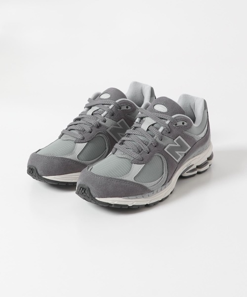 NEW BALANCE（ニューバランス）の「NEW BALANCE　2002R（スニーカー・レディース・グレー/ベージュ・23.5/24/24.5）」の3枚目の写真