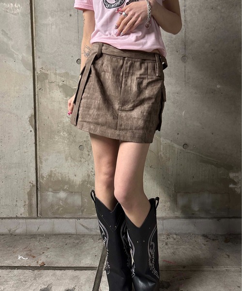sedacle girl(セダクルガール)の「ポケットベルト付きミニスカート(スカート・レディース・ブラック/ブラウン・SMALL/MEDIUM)」の11枚目の写真