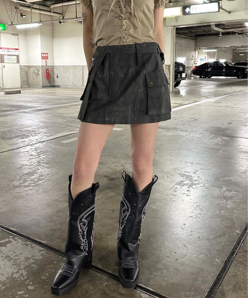 sedacle girl(セダクルガール)の「ポケットベルト付きミニスカート(スカート・レディース・ブラック/ブラウン・SMALL/MEDIUM)」の3枚目の写真