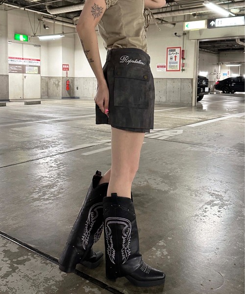 sedacle girl(セダクルガール)の「ポケットベルト付きミニスカート(スカート・レディース・ブラック/ブラウン・SMALL/MEDIUM)」の4枚目の写真