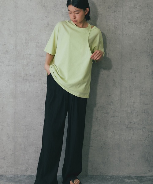 ANOTHER S(アナザーエス)の「綿天竺アシンメトリーTシャツ(Tシャツ/カットソー・レディース・グレー/ホワイト/ブラック/グリーン・FREE)」の12枚目の写真
