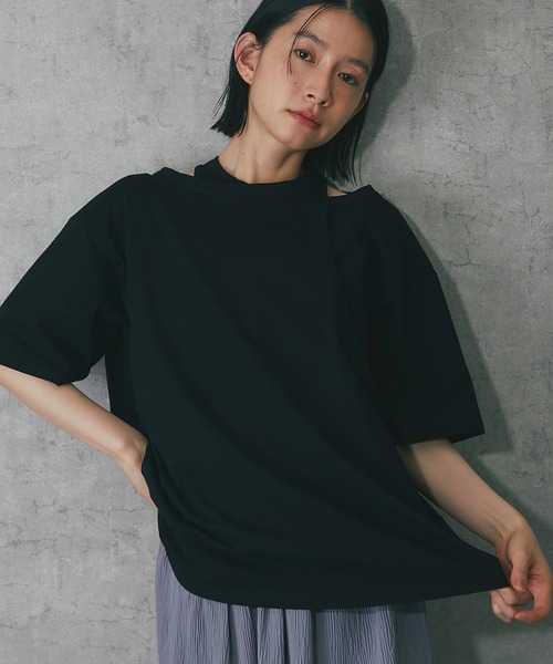 ANOTHER S(アナザーエス)の「綿天竺アシンメトリーTシャツ(Tシャツ/カットソー・レディース・グレー/ホワイト/ブラック/グリーン・FREE)」の22枚目の写真